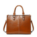Chic Tote - Classic and Functional
