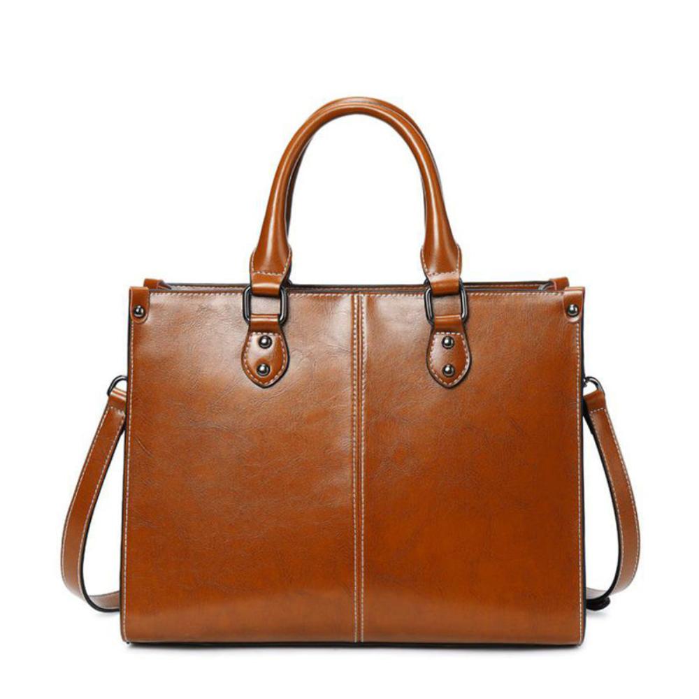 Chic Tote - Classic and Functional