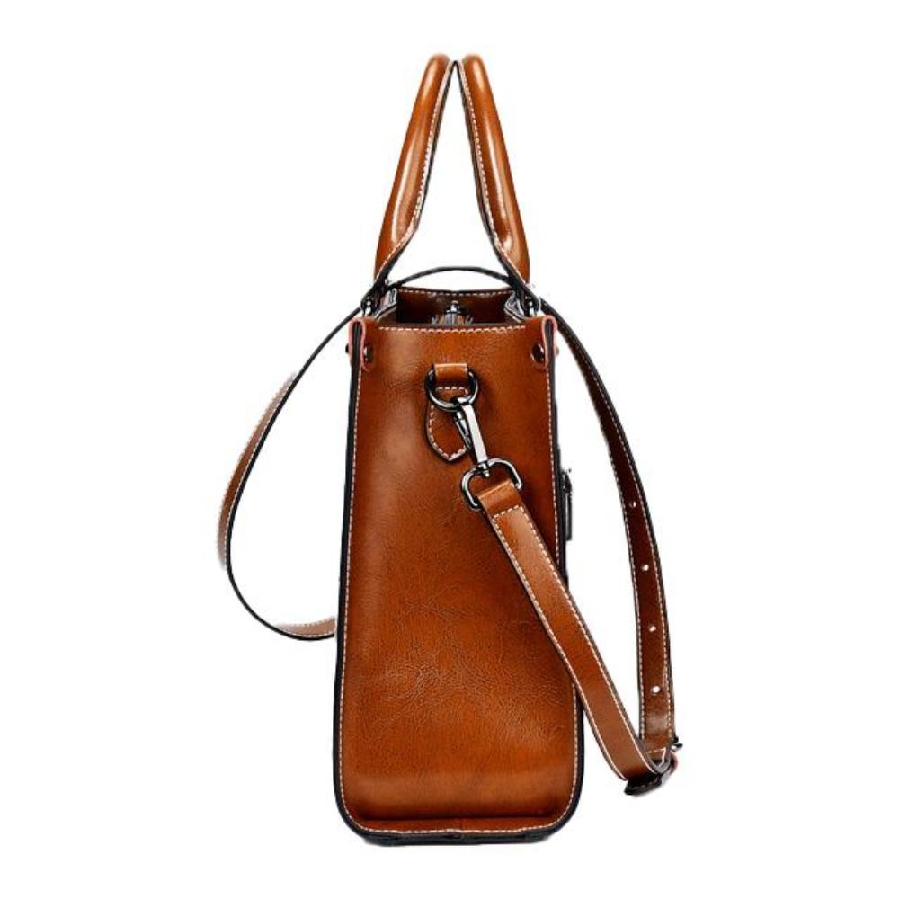 Chic Tote - Classic and Functional