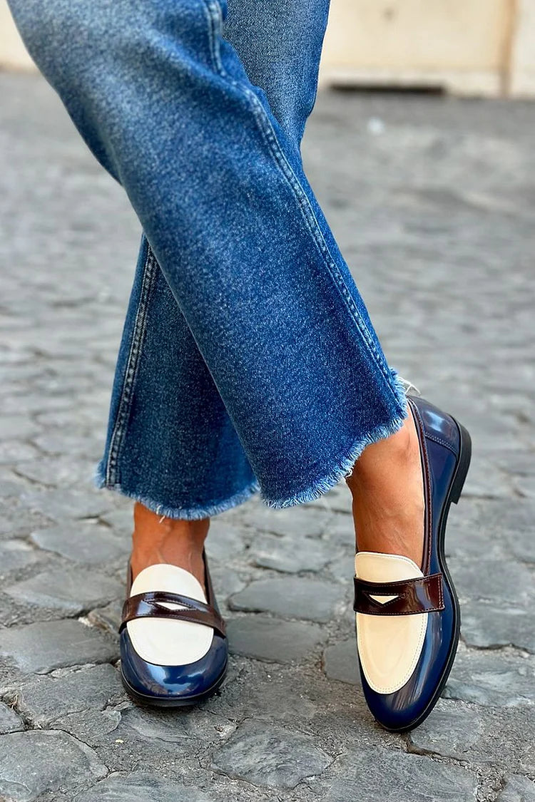 BICOLORED LOAFERS WITH SHINY STRAP