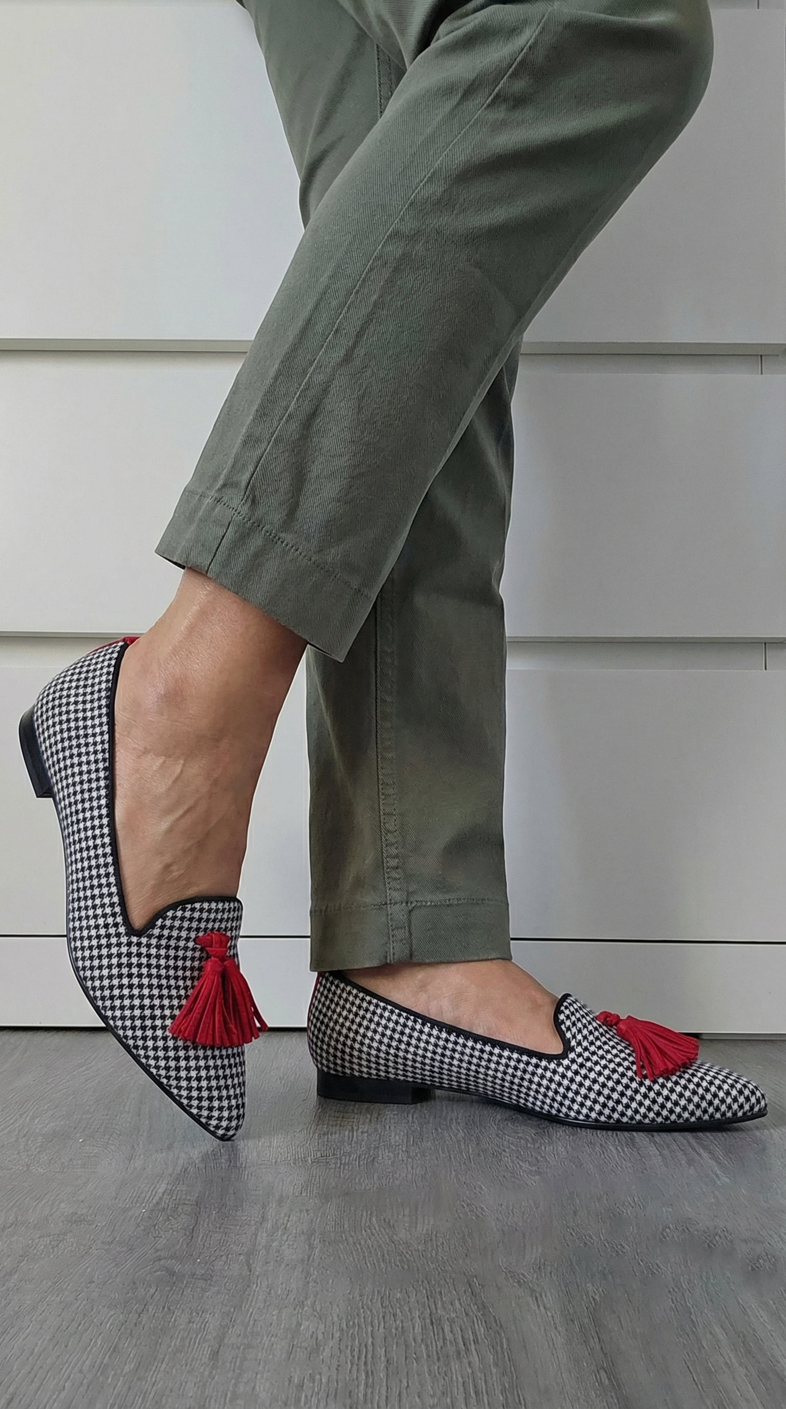 POINTED LOAFER WITH TASSEL