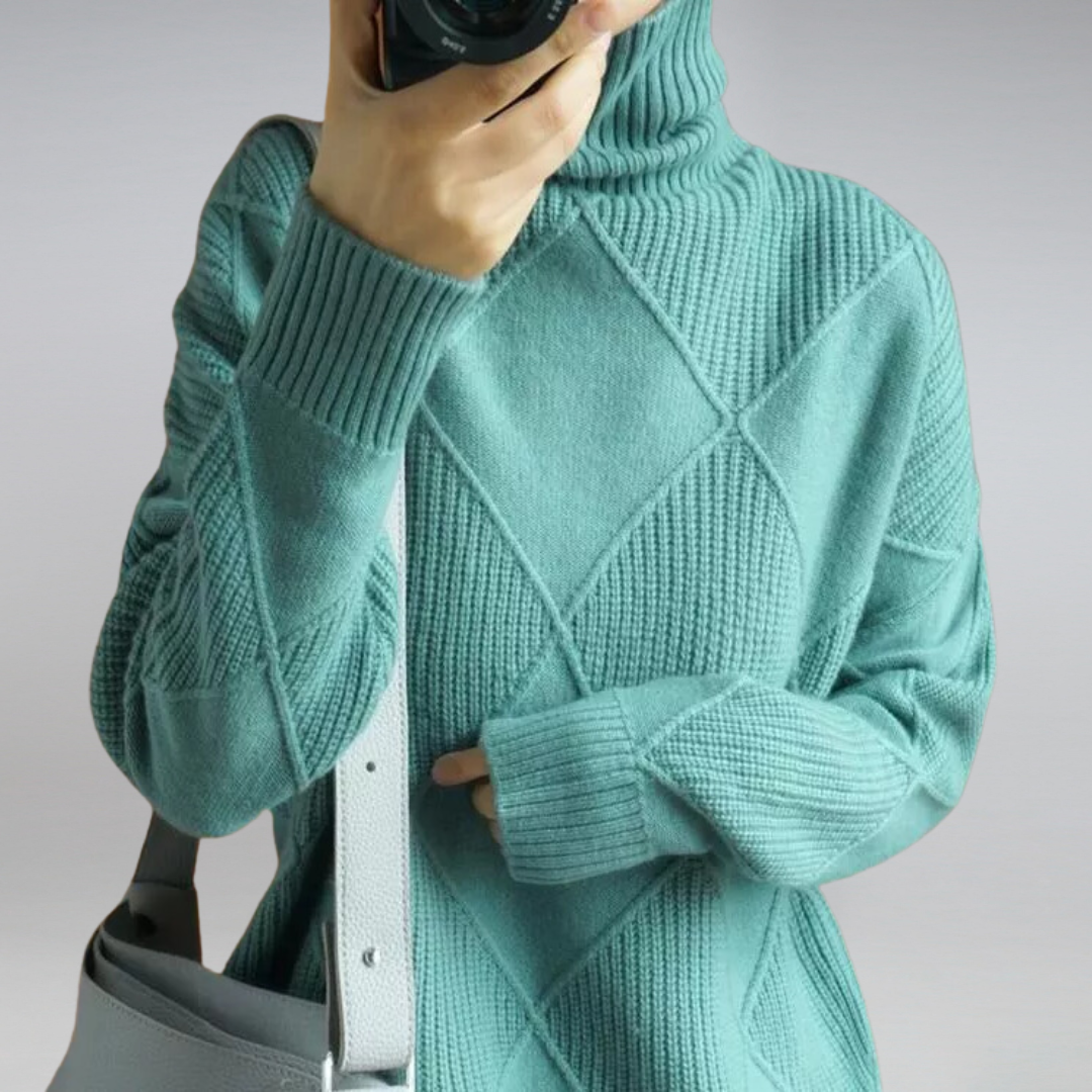 Amalia - Turtleneck Sweater in Soft Cashmere