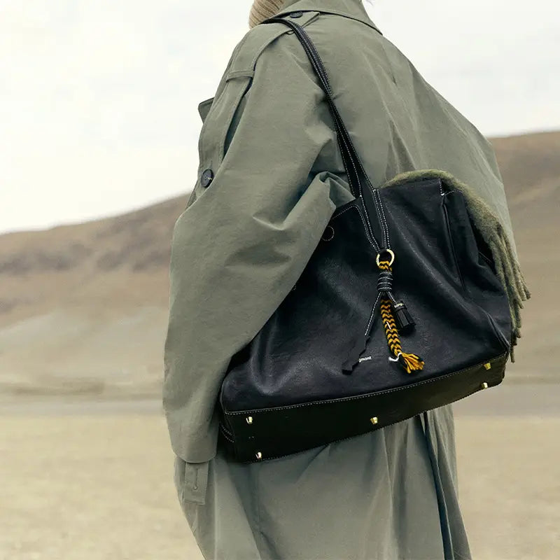 Jonathan - Wide Leather Travel Bag