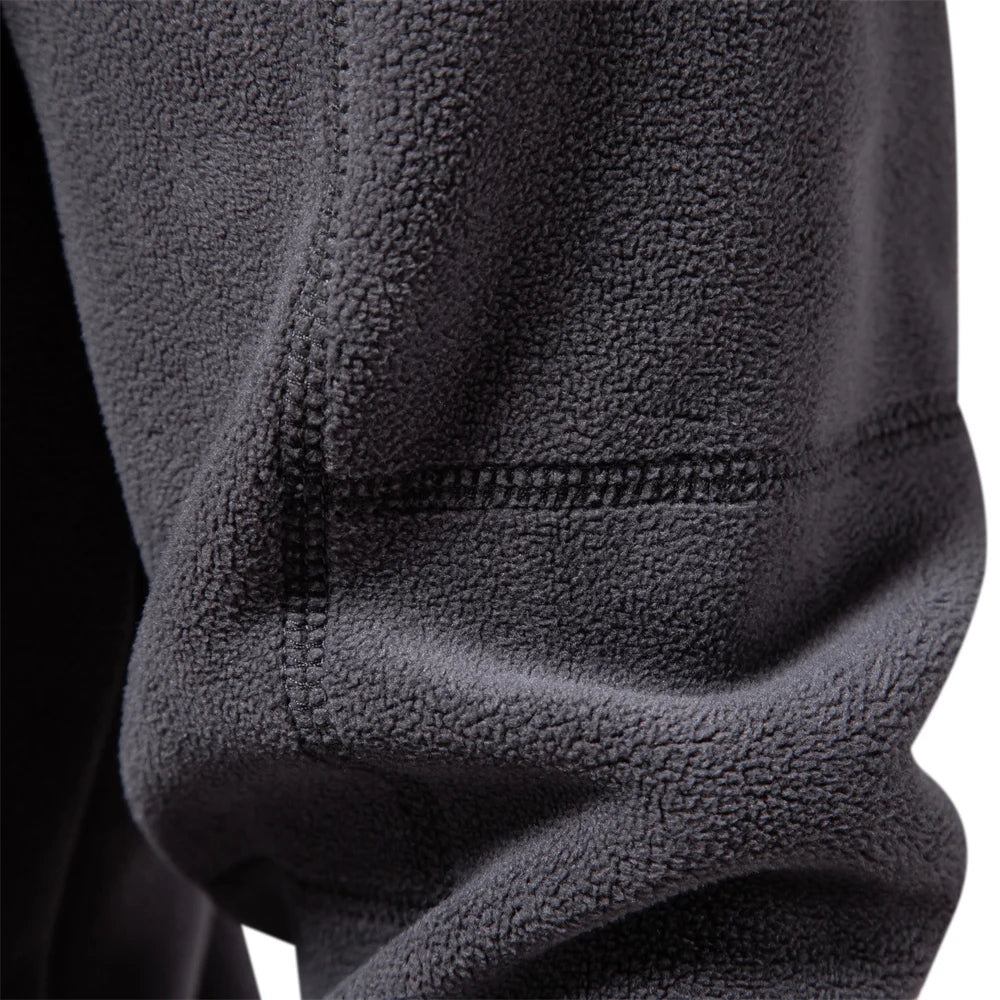 Emil | Heated fleece pullover with zipper