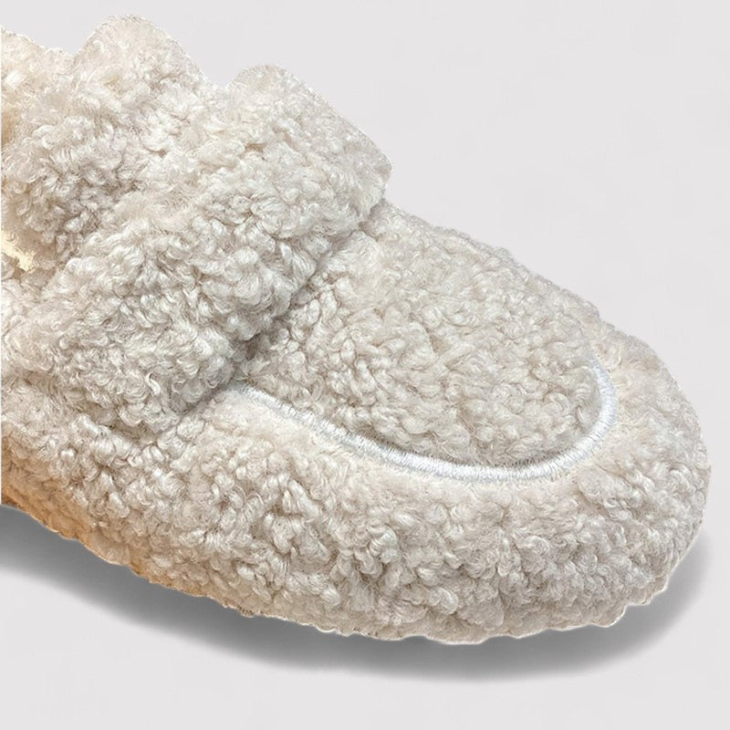 Clara | Women's Comfortable Fur Slippers
