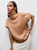 Olivia - Sweater with Turtle Necklace