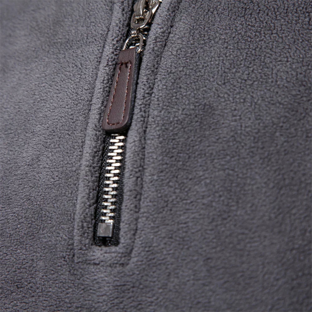 Emil | Heated fleece pullover with zipper