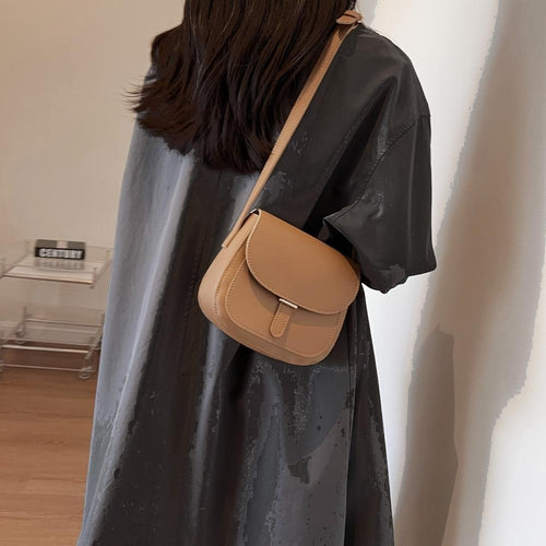 Amelia Retro Selçuk Crossbody Bag