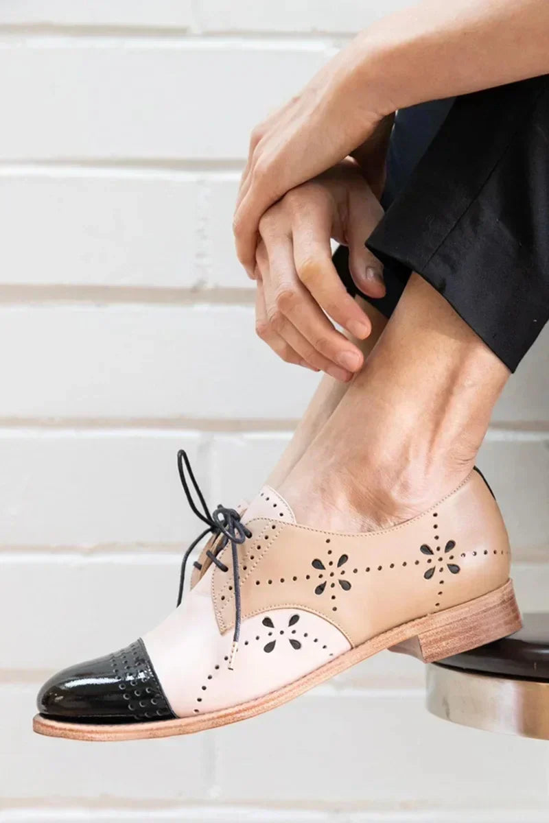BICOLORE OXFORD SHOES WITH PERFORATED DETAILS