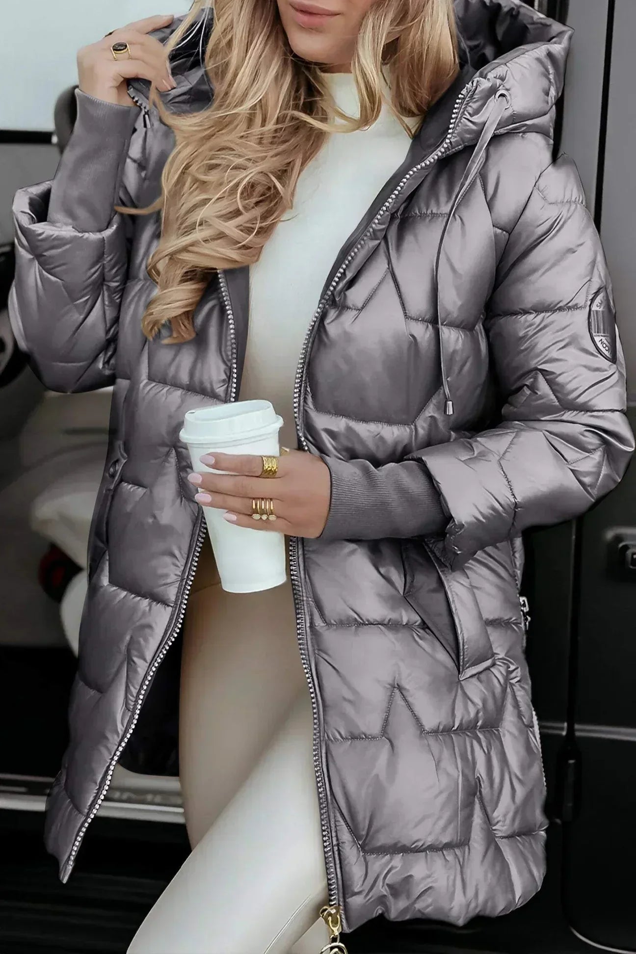 Lina | Long and Warm Hooded Puffer Jacket